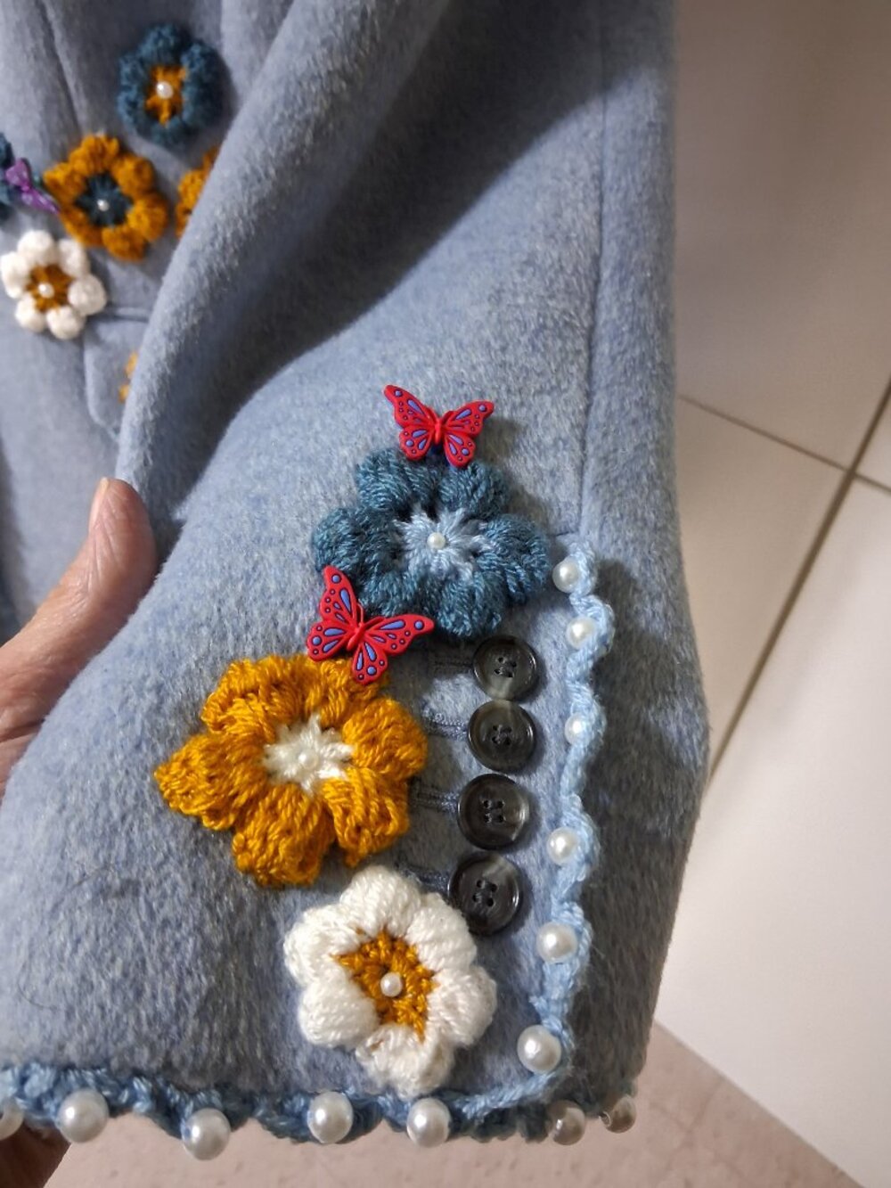 Upcycle Light Blue Crochet Flowers 3/4 Length Coat Size 16 - Picture 10 of 12